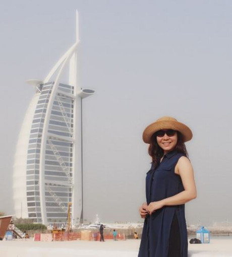 
Độ giàu có của Dubai qua lăng kính người đẹp Việt - Công Lý
