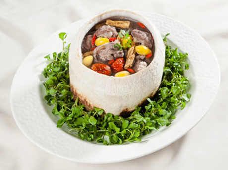 
Bò hầm trái dừa - Infonet
